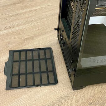 PC FractalDesign RTX3090 32GB DDR4 i5-14500 - 4