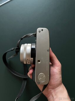 Contax G1 + Carl Zeiss Planar T 45mm F/2 - 4