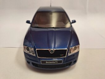 Škoda Octavia II RS 1:18 - 4