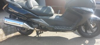 Honda Silverwing FJS 400 - 4