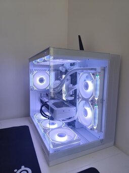 Herní počítač RTX 5070/R7 7700/48GB/1TB bílý - 4