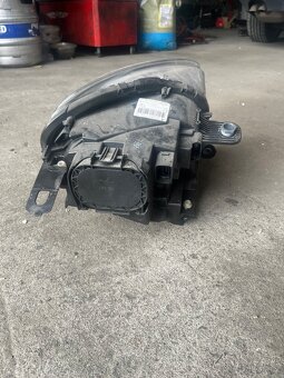 LEVÝ PŘEDNÍ HALOGENOVÝ SVĚTLOMET MINI COUNTRYMAN R60 - 4