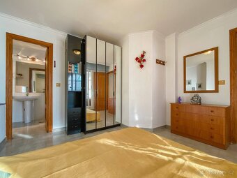 Penthouse s terasou Torrevieja Španělsko - 4