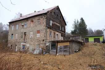 Prodej domu k rekonstrukci k podnikání nebo na bydlení ve Ve - 4