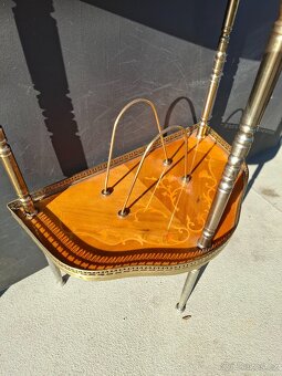 Italský konzolový stolek s intarzií a mosazí - 4