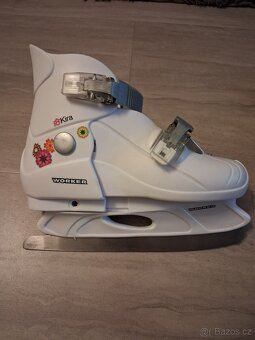 Dívčí brusle nastavitelné vel. 22-24 cm - 4