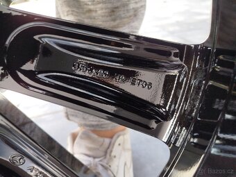 ALU disky Mercedes W222 R20 – "Maybach styl", TOP stav
Jo - 4