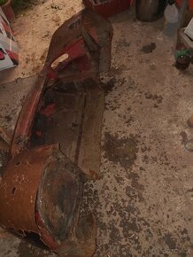 Fiat 850 Spider predná časť ,zadní panel Fiat 850 Sport Coup - 4