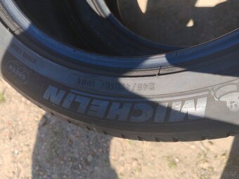 245/45/18 Michelin 2ks - 4