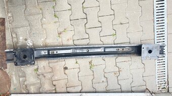 VW Caddy II+III 2K výztuha zadní nárazník - 4