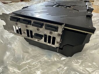 Prodám ASUS GeForce ROG STRIX RTX 3070 - 4