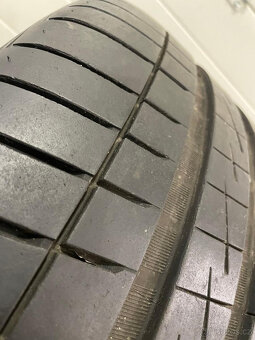 Vredestein Ultrac Vorti+ 255/40 R18 99Y 4Ks letní pneumatiky - 4