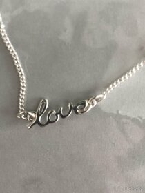Postříbřený řetízek Love - 4