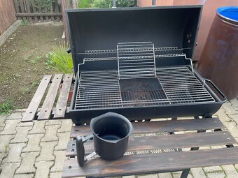 Velký grill/udírna Heckermann včetně příslušenství - 4