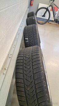 Zimní kola Škoda Karoq 215/50/18 - 4