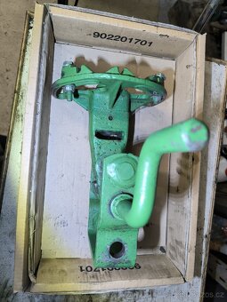 Závěs štelovací pro pf62 - 4