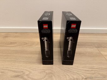 LEGO Star Wars 40483 Luke Skywalker's Lightsaber - 4
