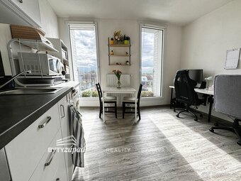 Pronájem bytu 1+kk, cca 28 m2 v novostavbě bytového domu v u - 4