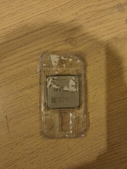 AMD Ryzen 7 2700X - 4