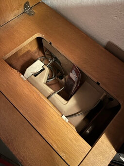 Šicí stroj Lucznik 414 - 4