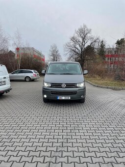 Vw multivan T5.1 2.0 103kw automat dsg sq500 7st - 4