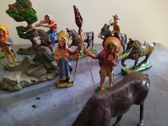 Retro figurky indiáni a kovbojové - 4