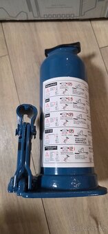 Nový hever Mercedes-Benz 3t - sleva 76,5% - 4