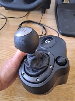 Logitech g920 - 4