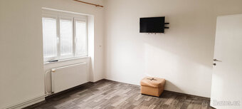 Prodej rodinného domu 200 m², pozemek 1390 m² Jihlava - - 4