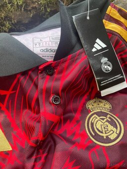 Real Madrid dres - 4