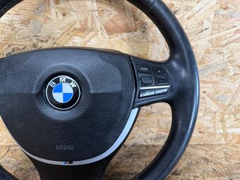 KOMPLETNÍ KOŽENÝ MULTIFUNKČNÍ VOLANT BMW F10/F11 - 4