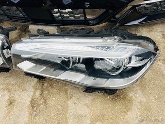 BMW X6 F16 nárazník m-paket světlo blatník kapota - 4