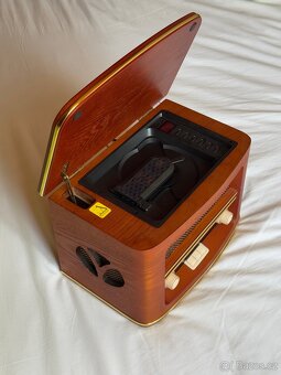 Retro radiopřijímač s CD Roadstar HRA-1500MP - 4