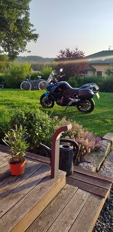 CF Moto MT650 - 4