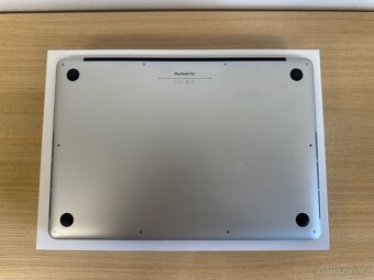 MacBook Pro 15” Retina (Mid 2015) – 16 GB RAM, 512 GB SSD - 4