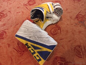 Brankářská lapačka a vyrážečka CCM, Axis a Eflex 4, custom - 4