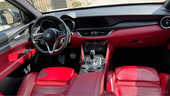 Alfa Romeo Stelvio - 4