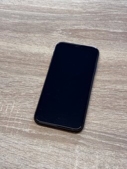 iPhone 11 64GB (nová baterie) - 4