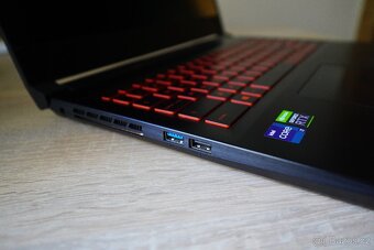 MSI Katana GF66 11UC-243CZ - 4