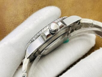 Luxusní hodinky Rolex Submariner – špičkový design za 6 900 - 4