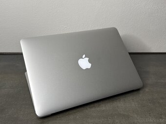 MacBook Air 13" 2017 128GB SSD / i5 / 8GB - DPH - 4
