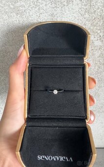 Zásnubní prsten z bílého zlata a s brilianty 0,19 CT - 4