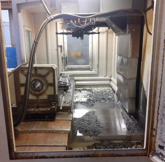 Obráběcí centra - vertikální V 4.5 - 4