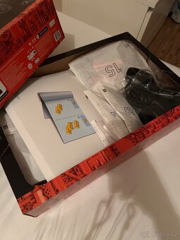 LEGO® Technic 42177 Mercedes-Benz - 4