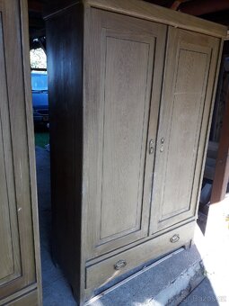Prodam dve parove celomasivni skrine krasny stav - 4