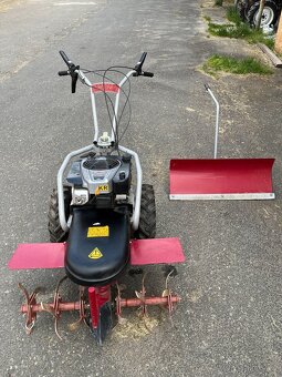 malotraktor VARI 850 - 4