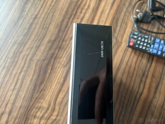 Panasonic DMR-UBC70EGS silver - 4