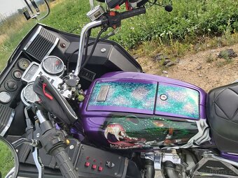 Honda Goldwing 1100 - 4