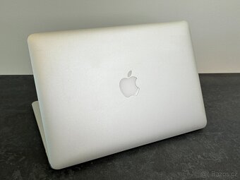 MacBook Pro 13'' 2015 / i5 / 16GB RAM / 256GB SSD - DPH - 4