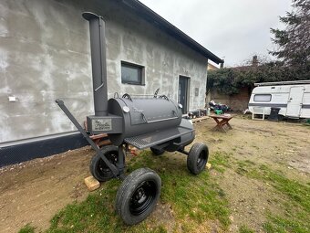 Offset Smoker - 4